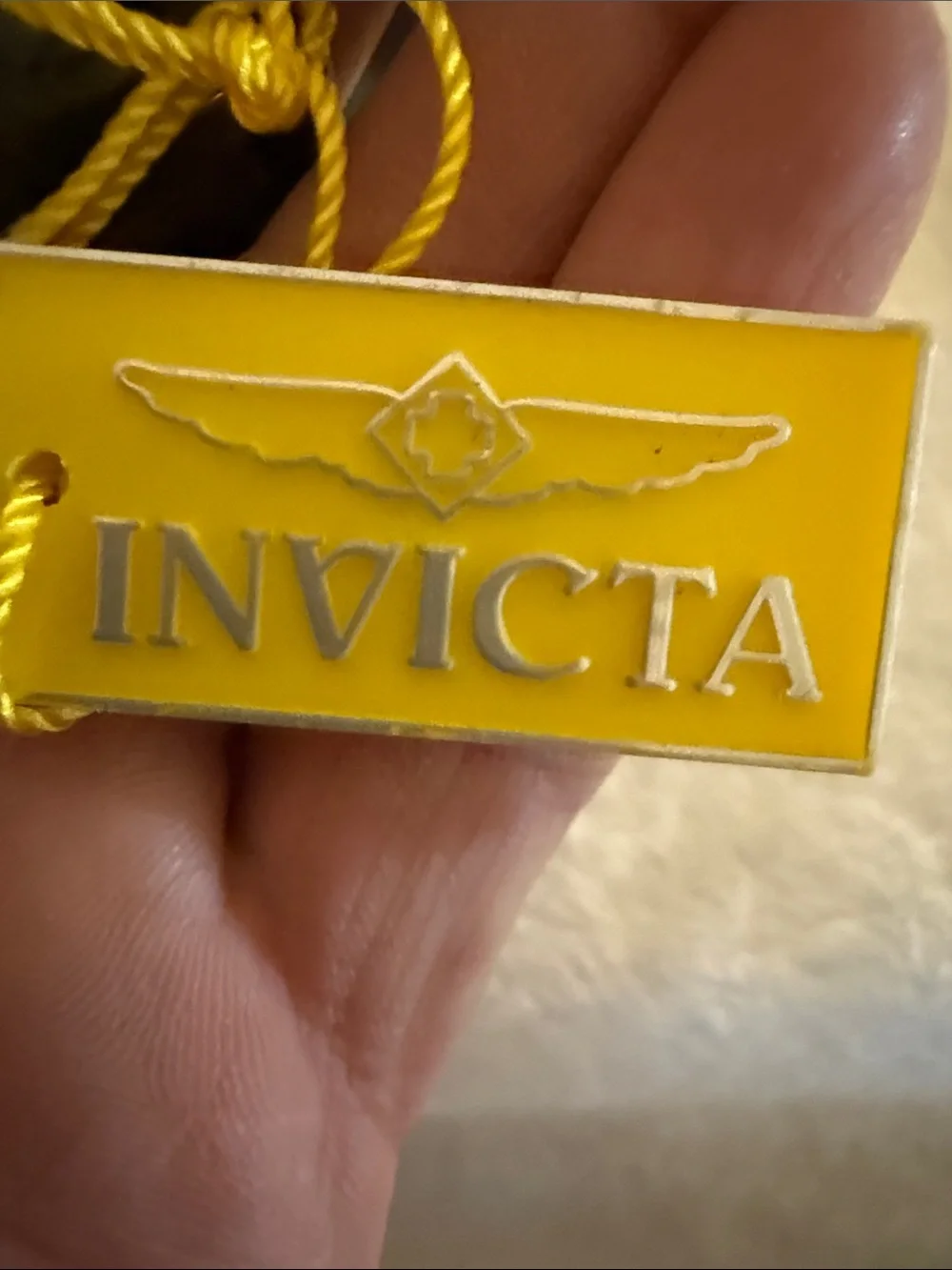 Invicta bold black